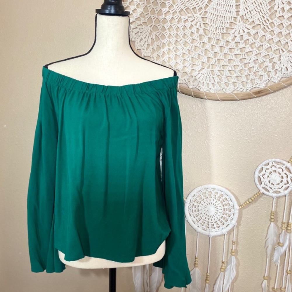 ALTER’D STATE green off the shoulder blouse